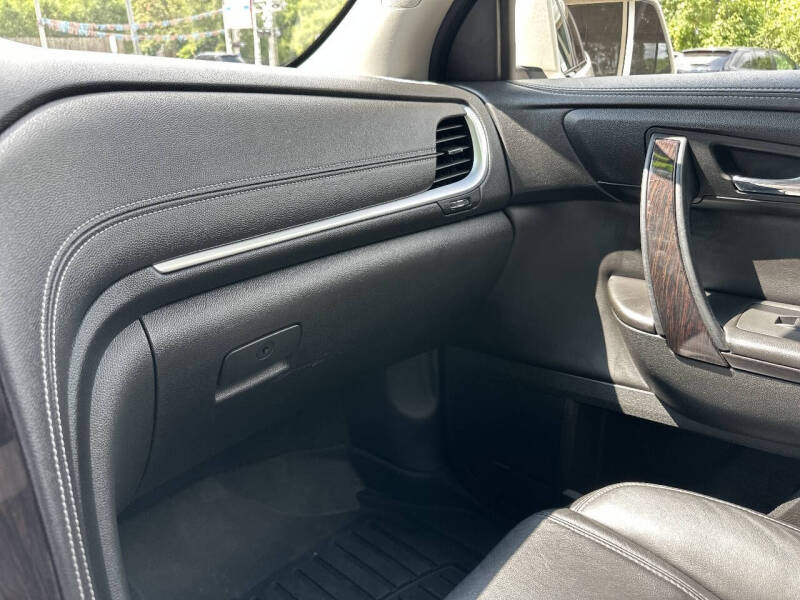 2015 Chevrolet Traverse LTZ