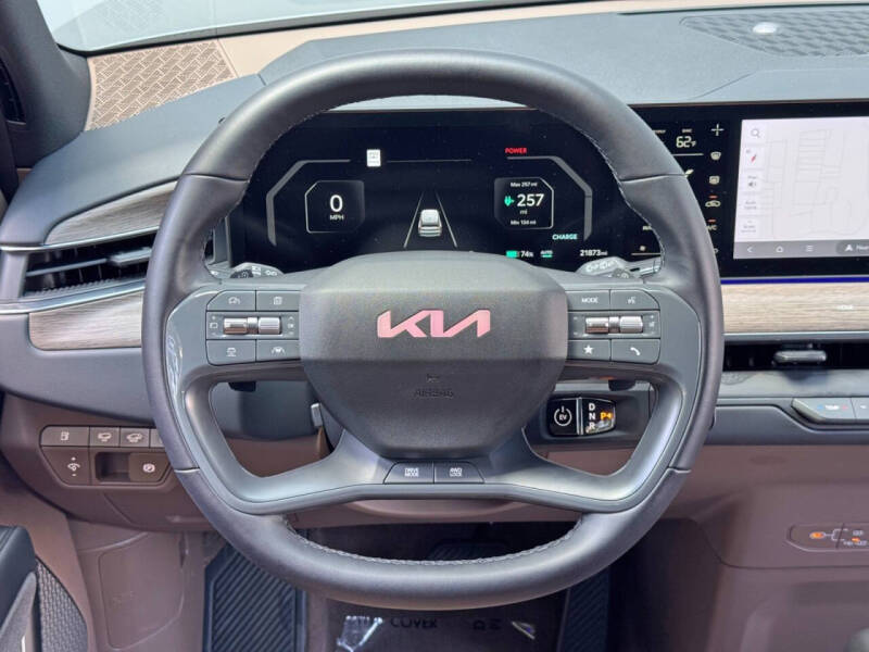 2024 Kia EV9 Land