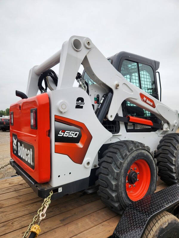 2025 PJ Trailers CC242