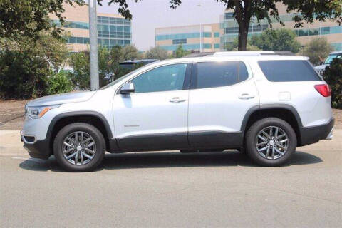 2017 GMC Acadia SLT-1