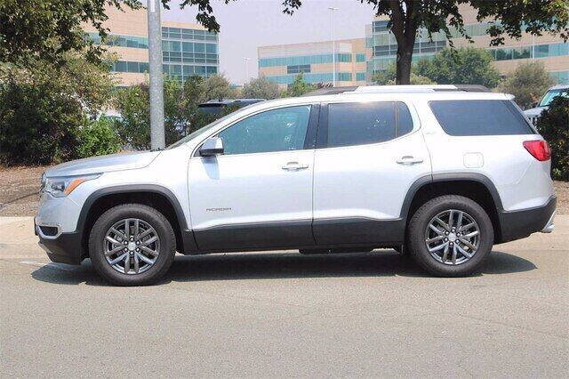 2017 GMC Acadia SLT-1