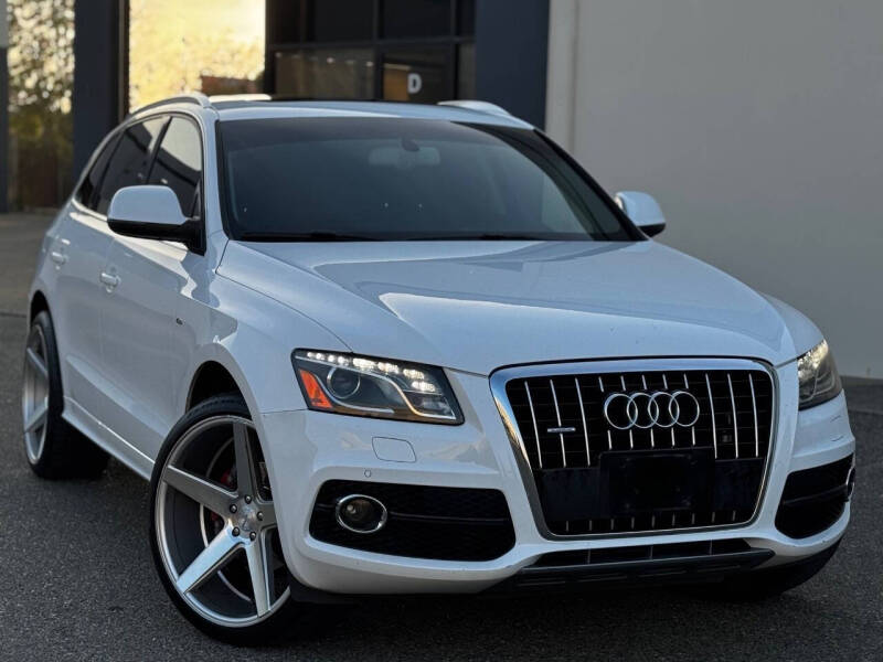 2012 Audi Q5 3.2 quattro Premium Plus