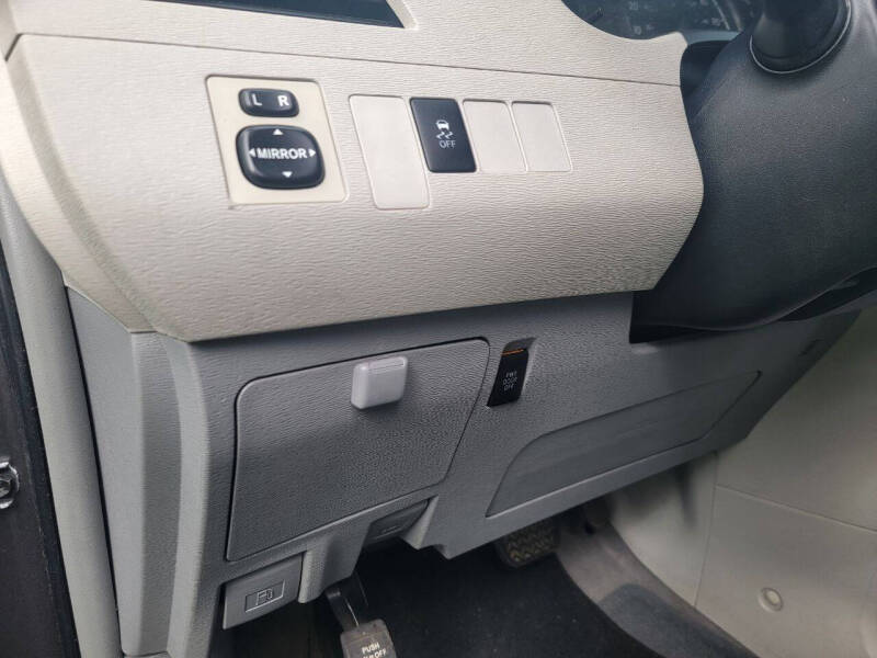 2011 Toyota Sienna