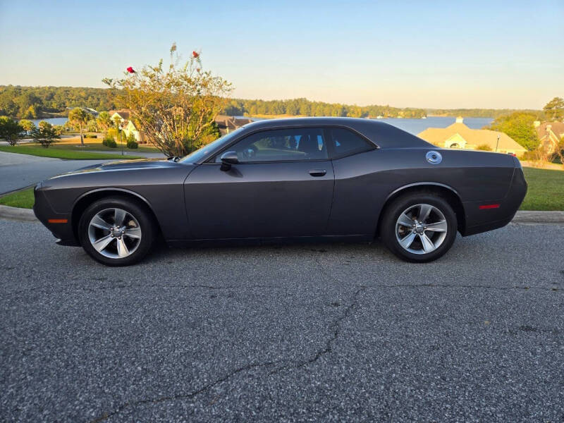 2015 Dodge Challenger SXT