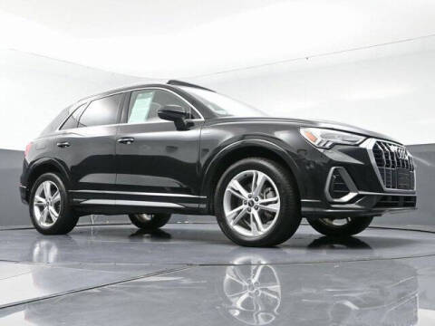 2022 Audi Q3 quattro S line Prem Plus 45 TFSI