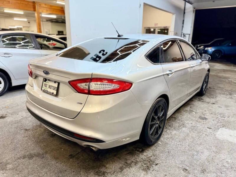 2014 Ford Fusion SE