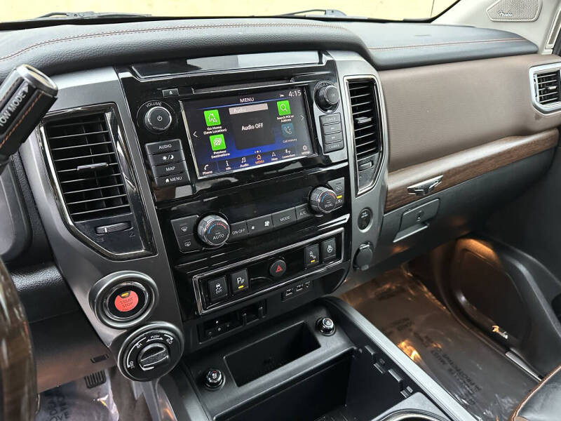 2019 Nissan Titan Platinum Reserve