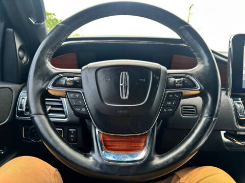 2018 Lincoln Navigator Select