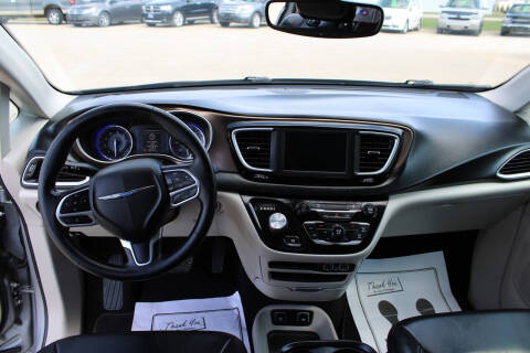 2021 Chrysler Voyager LXi