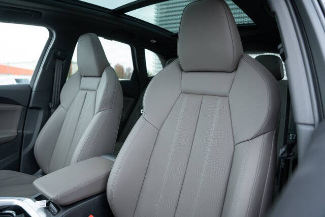 2025 Audi Q5 quattro Premium Plus TFSI