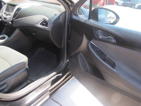 2017 Chevrolet Cruze LS Auto