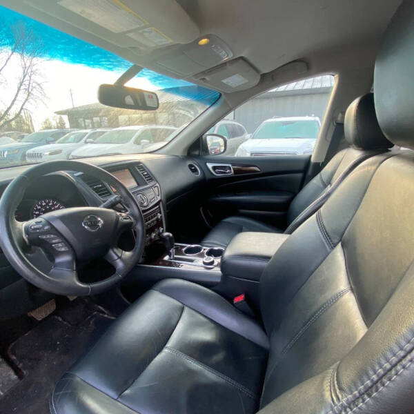 2013 Nissan Pathfinder SL