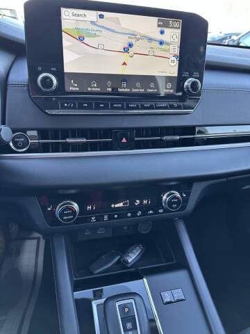 2023 Mitsubishi Outlander PHEV SE