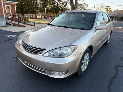 2005 Toyota Camry for sale at Explorer Auto Sales in Selma NC