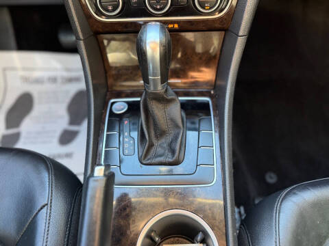 2015 Volkswagen Passat 2.0L TDI SEL Premium