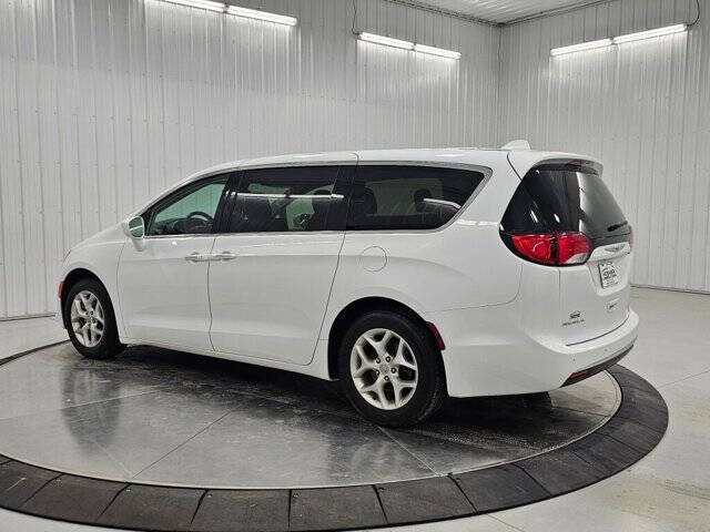 2020 Chrysler Pacifica Touring