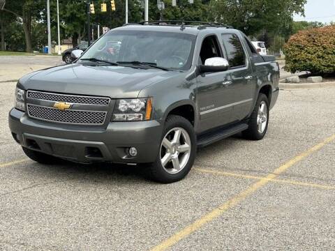 2011 Chevrolet Avalanche for sale at Car Shine Auto in Mount Clemens MI