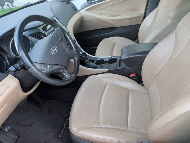 2012 Hyundai Sonata Hybrid