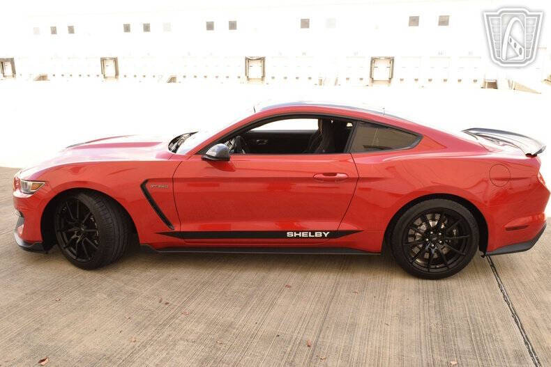 2017 Ford Mustang
