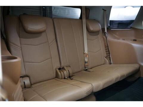 2016 Cadillac Escalade Platinum