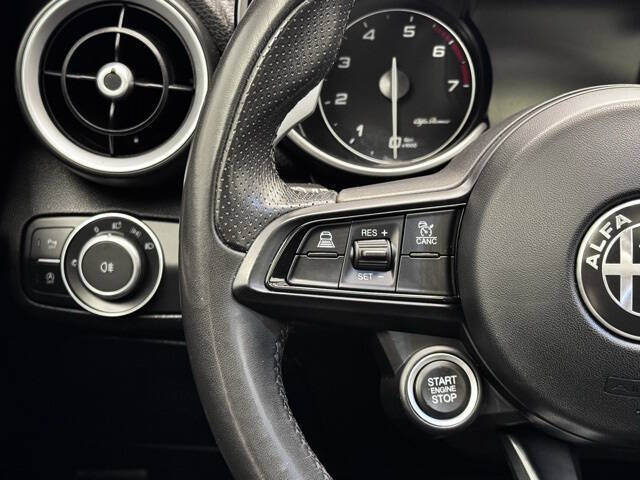 2023 Alfa Romeo Giulia Veloce