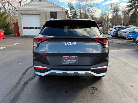 2024 Kia Sportage EX