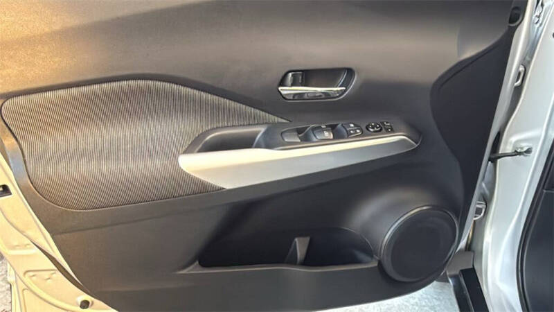 2019 Nissan Kicks SV