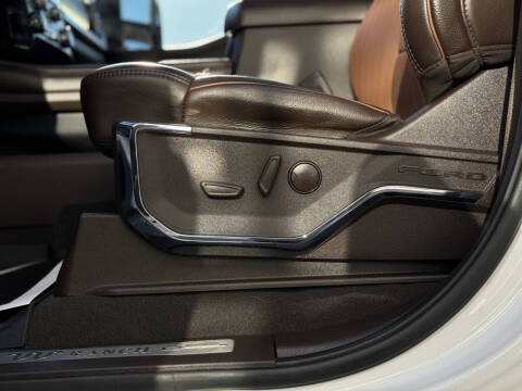 2023 Ford F-450 Super Duty King Ranch