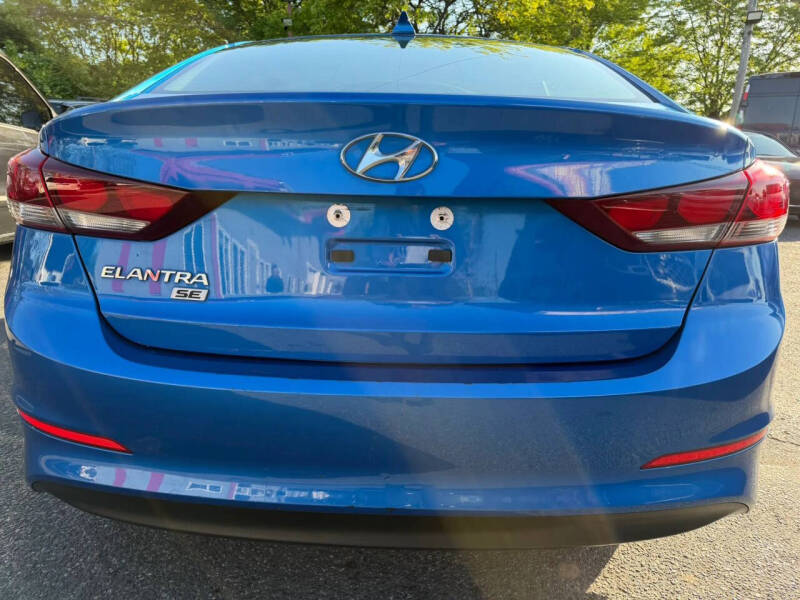 2017 Hyundai Elantra