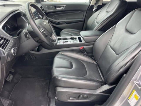 2021 Ford Edge Titanium