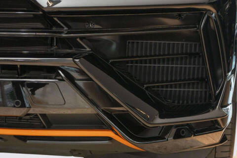 2024 Lamborghini Urus S