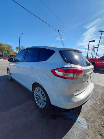 2017 Ford C-MAX Hybrid SE