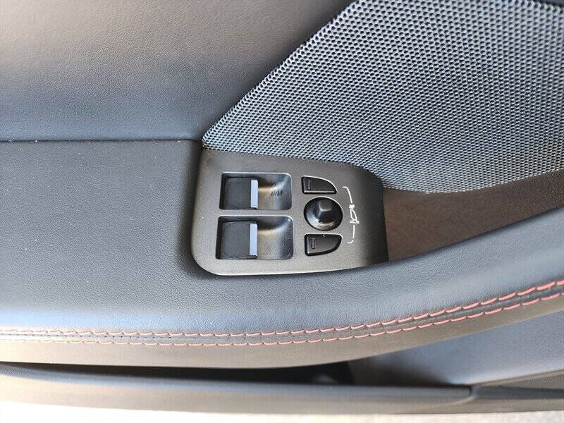 2015 Jaguar F-TYPE V8 S