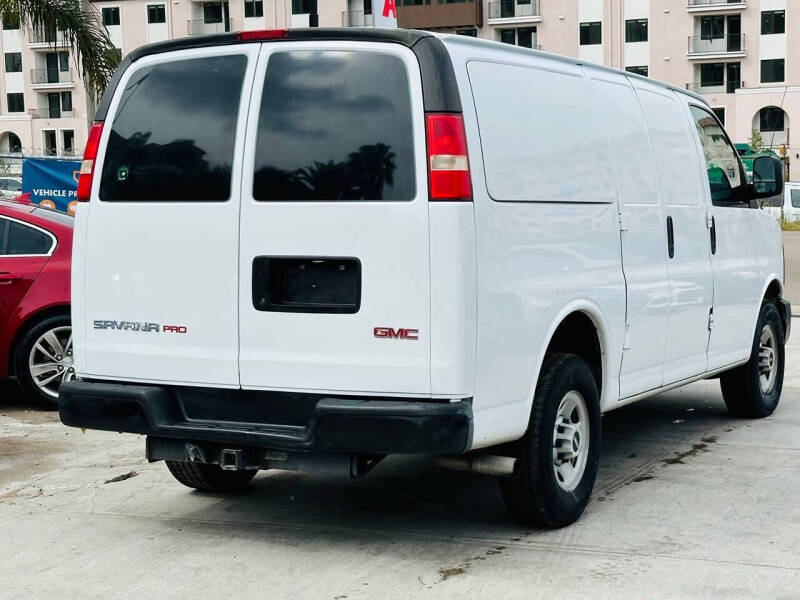 2009 GMC Savana 3500