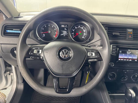 2016 Volkswagen Jetta