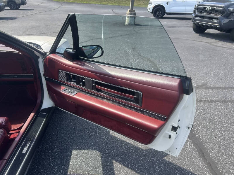 1989 Buick Reatta