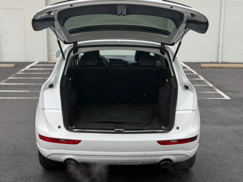 2016 Audi Q5 2.0T quattro Premium Plus