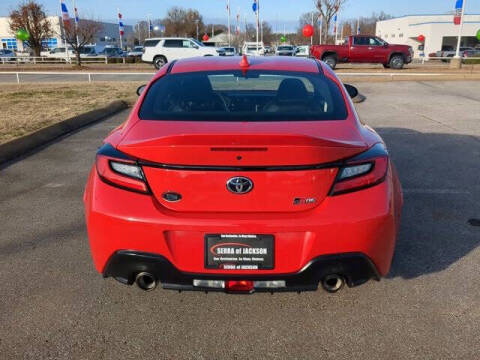 2024 Toyota GR86 Premium