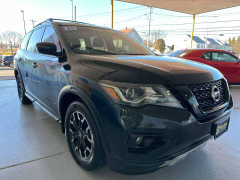 2020 Nissan Pathfinder SV