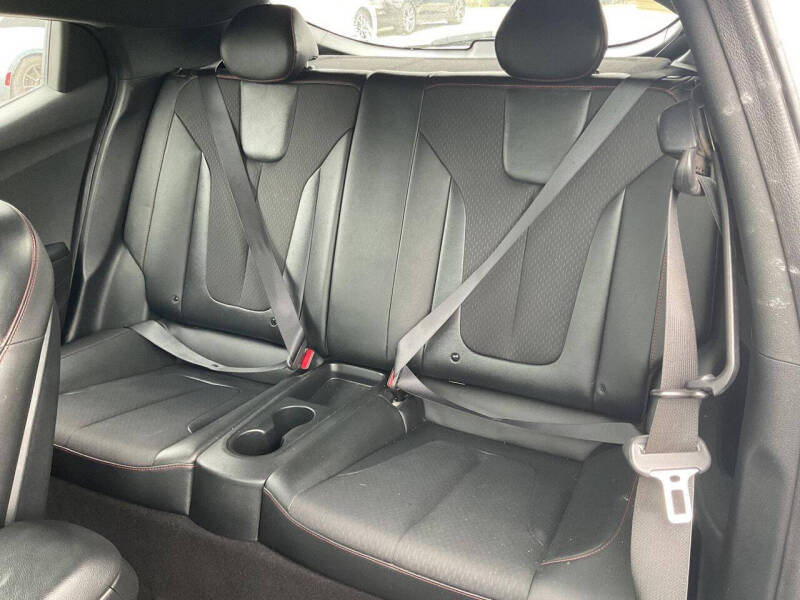 2020 Hyundai Veloster