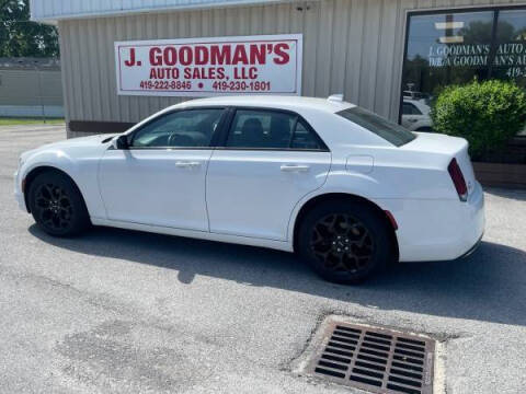 2016 Chrysler 300 S