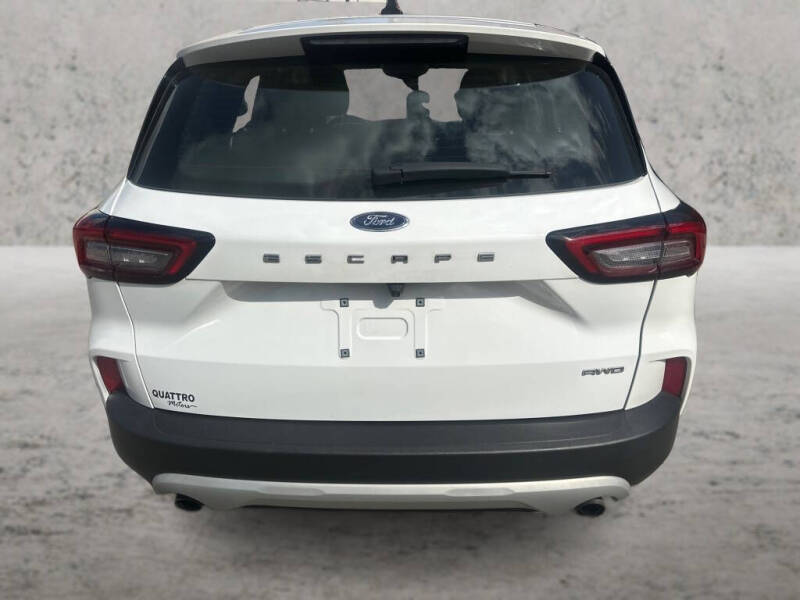 2023 Ford Escape