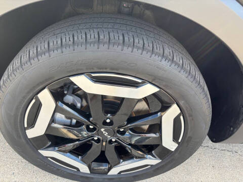 2023 Kia Telluride S