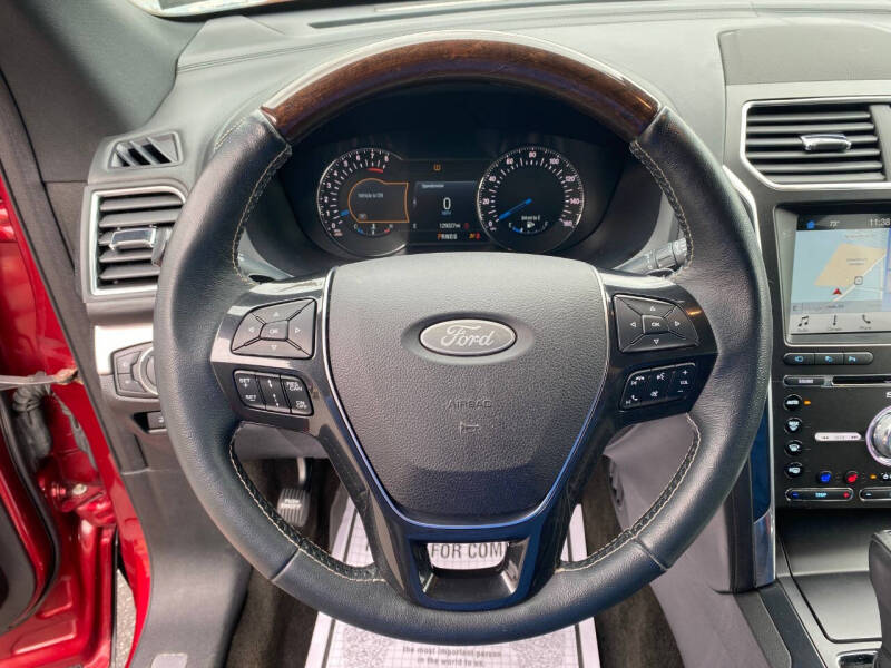 2017 Ford Explorer Platinum