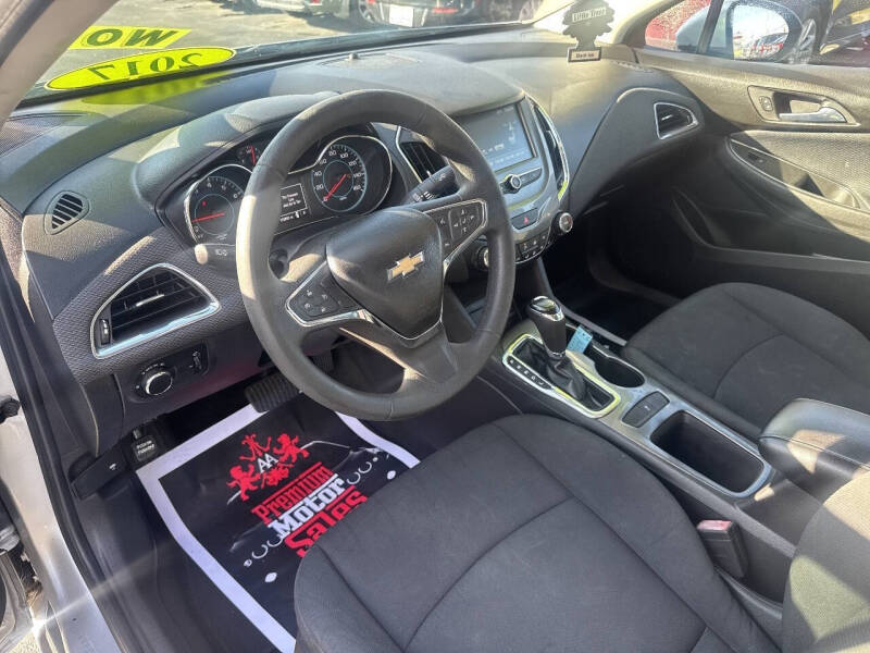 2017 Chevrolet Cruze LT Auto