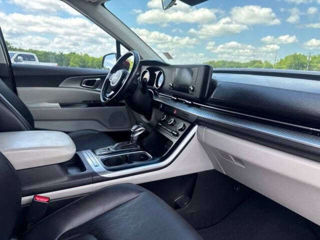2023 Kia Carnival