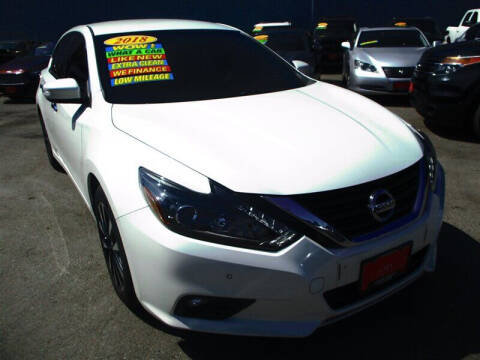 2018 Nissan Altima for sale at GMA Of Everett in Everett WA