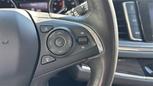 2021 Buick Enclave Essence