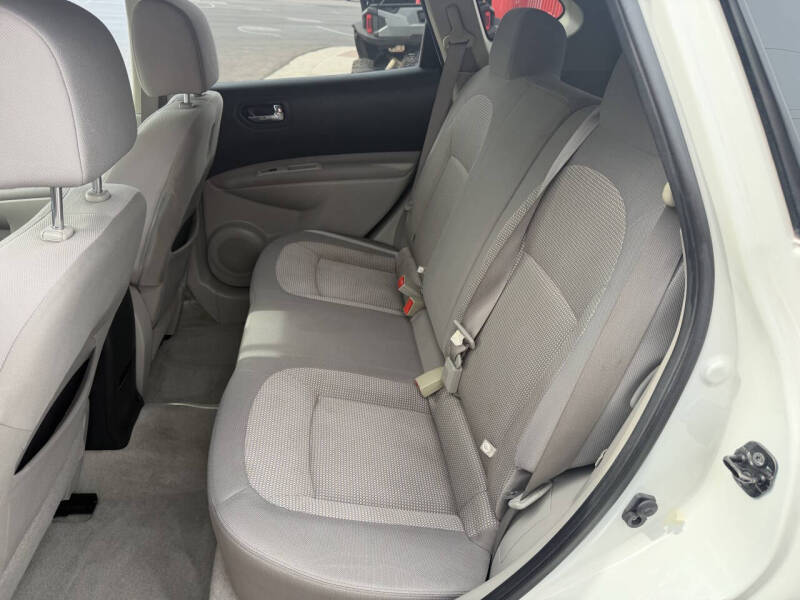 2012 Nissan Rogue SV