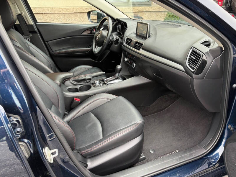 2015 Mazda MAZDA3 s Touring